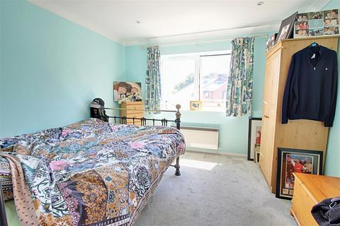 undefined, Saddlers Walk, Kings Langley