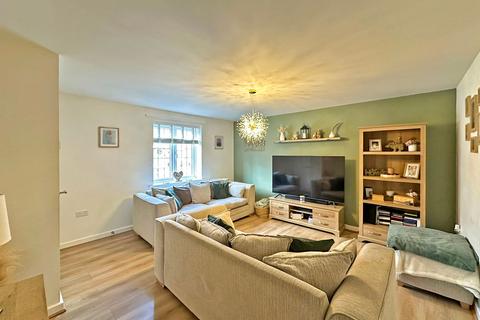3 bedroom semi-detached house for sale, Foxglove Way, Himley, DY3