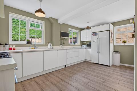 4 bedroom detached house for sale, Blenheim Way, Market Harborough LE16