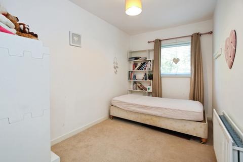 2 bedroom flat for sale, Sovereign Way, Tonbridge, Kent, TN9