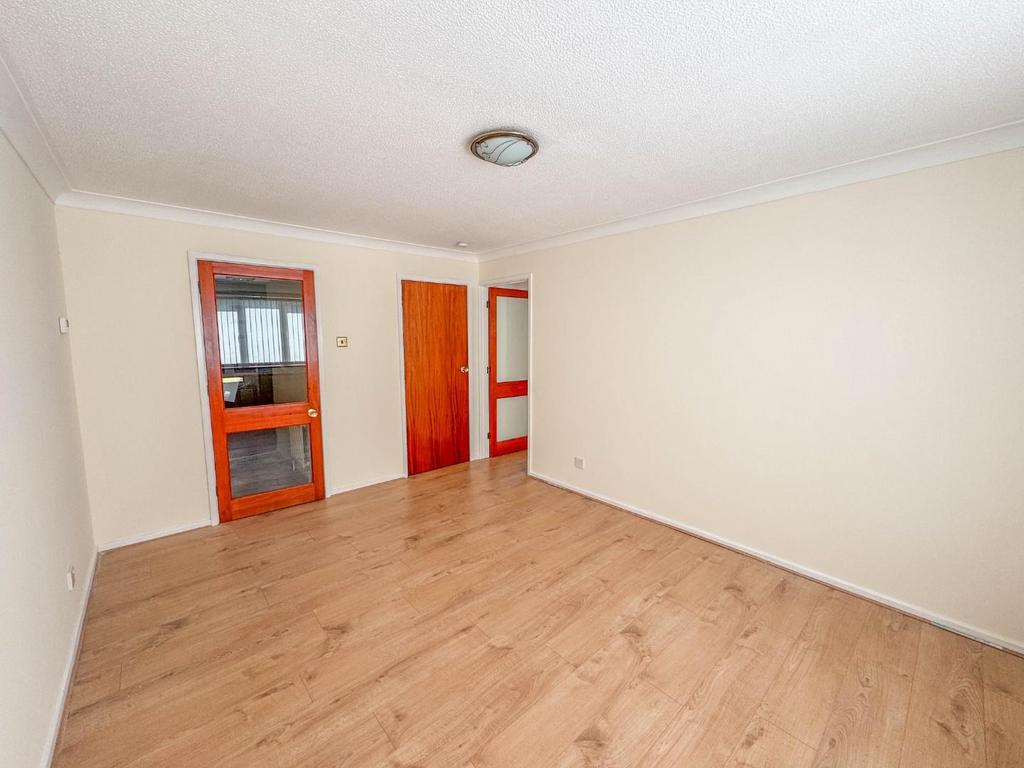 Apartment in Cambridge, Chesterton - View 4