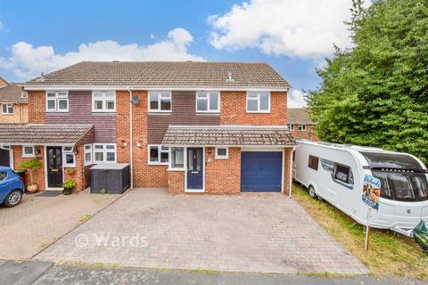 Blake Drive, Larkfield, Kent