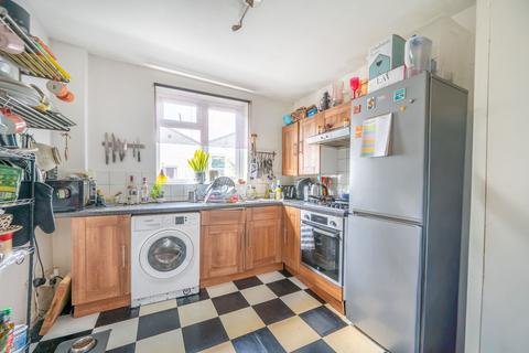 Rucklidge Avenue, Harlesden, London, NW10