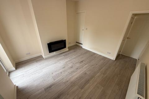 2 bedroom terraced house to rent, All Saints Road, Burton-On-Trent, DE14