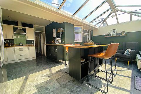 2 bedroom semi-detached bungalow for sale, Coplow Crescent, Syston, Leicester