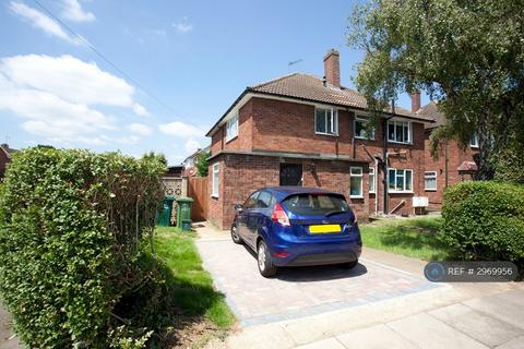 2 bedroom maisonette to rent, Gordon Road, Ashford, TW15