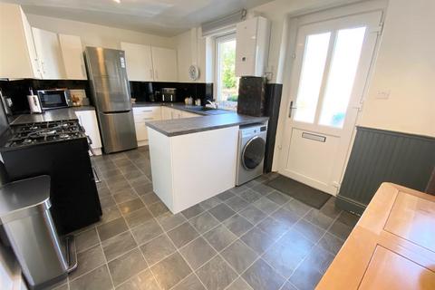 3 bedroom end of terrace house for sale, Darbyfields, Golcar, Huddersfield