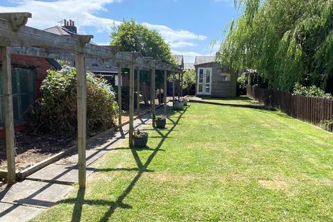 3 bedroom end of terrace house for sale, Darbyfields, Golcar, Huddersfield