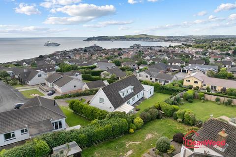 4 bedroom detached bungalow for sale, 14 Links View, Onchan, Isle of Man