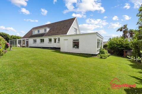 4 bedroom detached bungalow for sale, 14 Links View, Onchan, Isle of Man