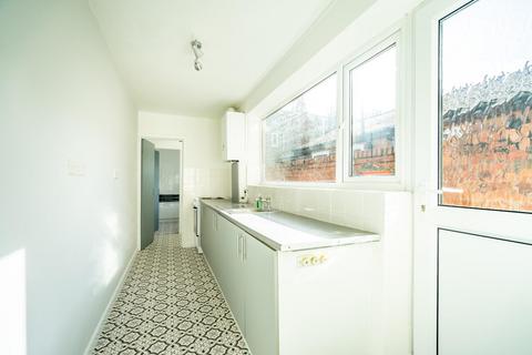 2 bedroom terraced house to rent, Nelson Street, York, YO31 8NJ