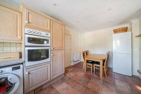 undefined, Church Road, Byfleet, KT14
