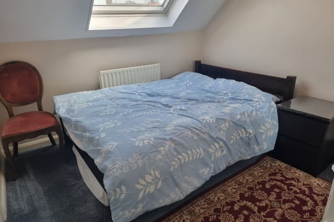 1 bedroom in a house share to rent, Veals Mead, Mitcham CR4