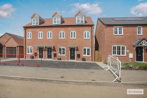 3 bed semi-detached house for rent in Nero Avenue, Nuneaton