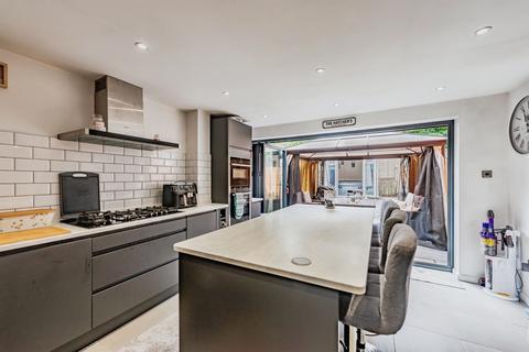 2 bedroom terraced house for sale, Berkeley Close, Crawley