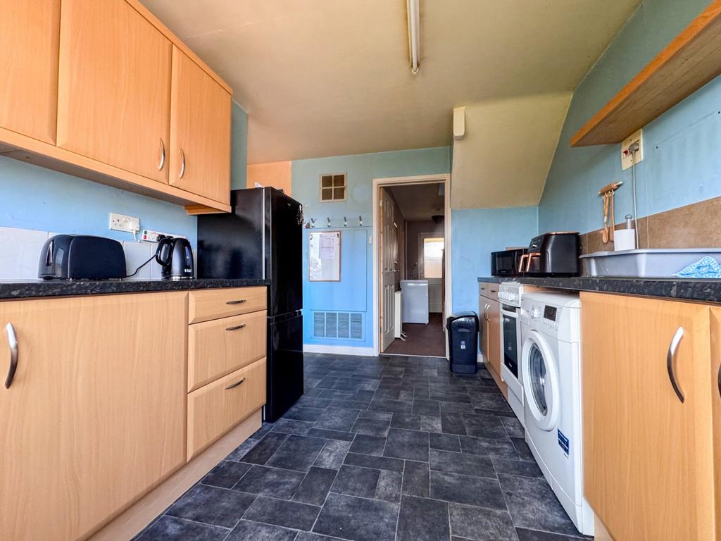 Cedar Close, Patchway, Bristol, BS34 - View 4