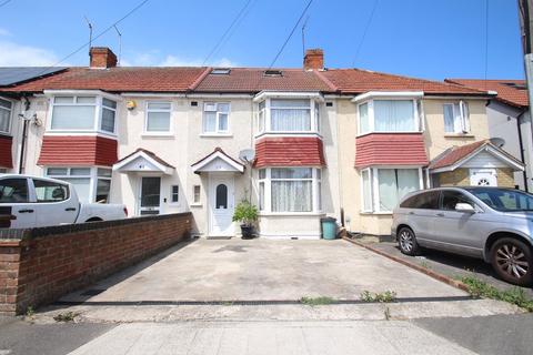 4 bedroom terraced house to rent,  Berkeley Road, Uxbridge UB10