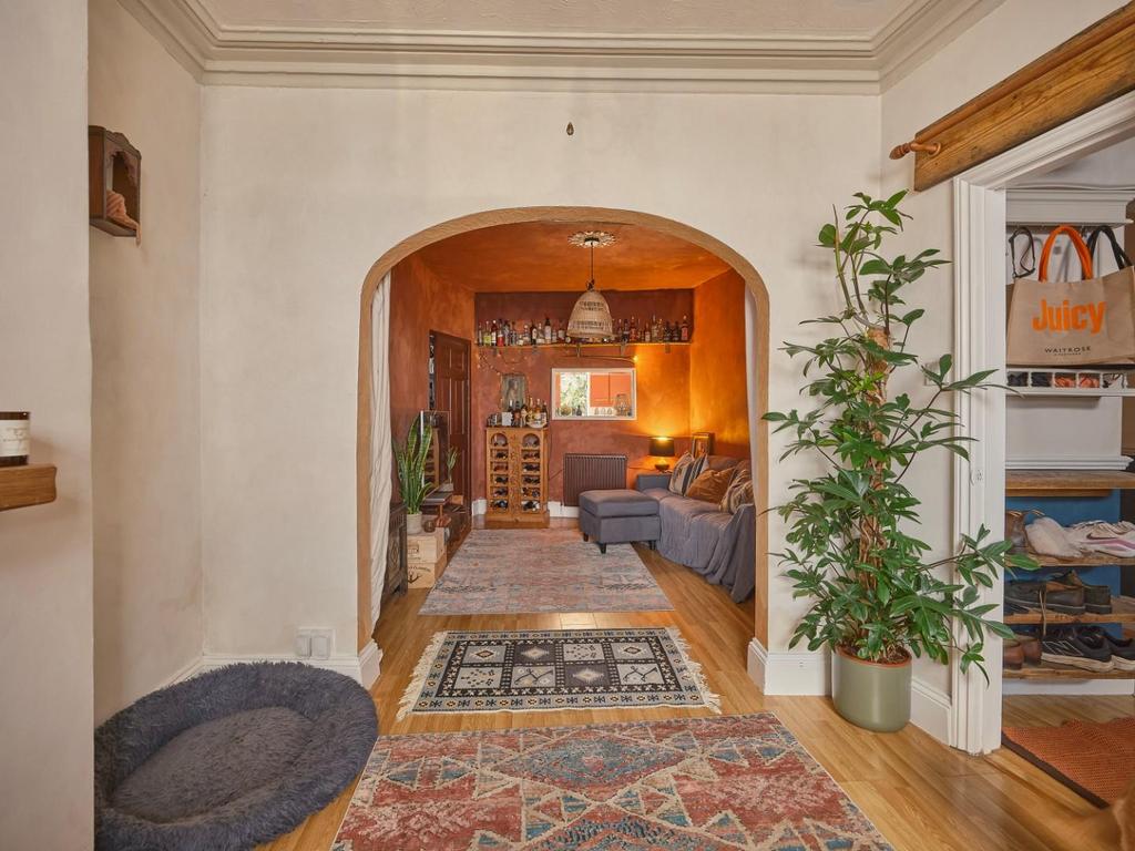 House in Bristol - View 3