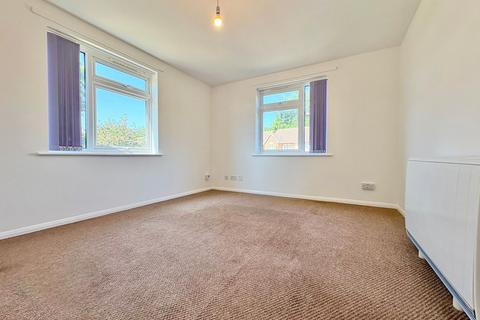 1 bedroom flat to rent, Kingsmead, Northampton, NN2