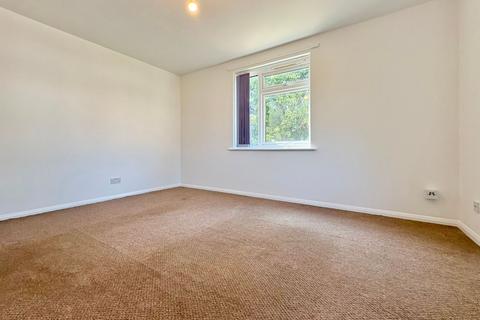 1 bedroom flat to rent, Kingsmead, Northampton, NN2
