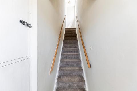 2 bedroom flat for sale, North Way, Deanshanger, MILTON KEYNES