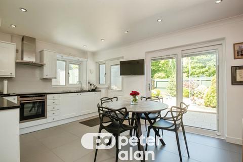 3 bedroom semi-detached house for sale, Shetland Close, St. Julians, Newport
