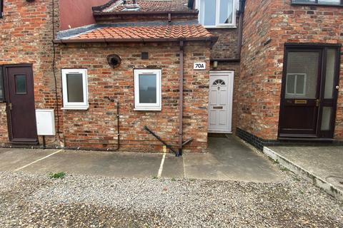 1 bedroom flat to rent, Flatgate, Howden, GOOLE