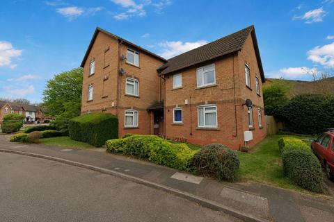 1 bedroom flat to rent, Kingsmead, Northampton, NN2