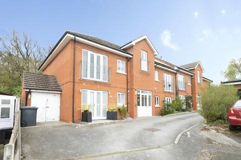 Brocket Way, CHIGWELL, Essex, IG7
