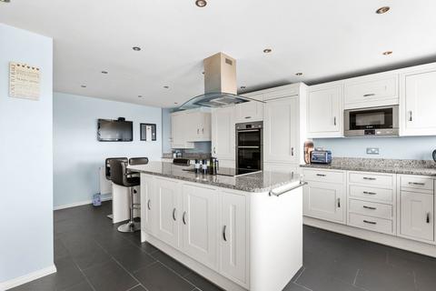 4 bedroom detached house for sale, 42 Silverdale Avenue, Worcester.  WR5 1PX