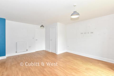 2 bedroom semi-detached house for sale, Maple Drive, Chichester PO20