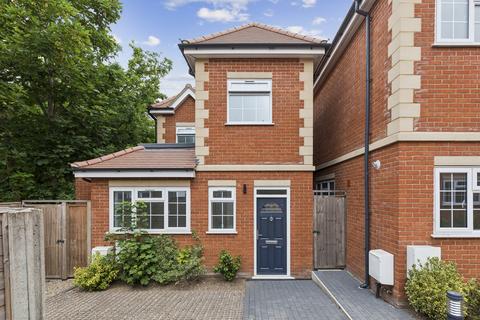Plot 1 Maxwelton Close, London, NW7