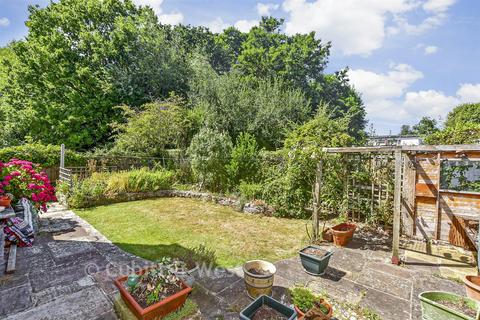4 bedroom end of terrace house for sale, Maisemore Gardens, Emsworth PO10