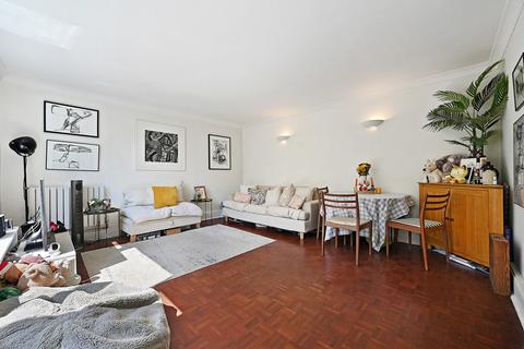 2 bedroom apartment for sale, French Street, Sunbury-on-Thames, TW16