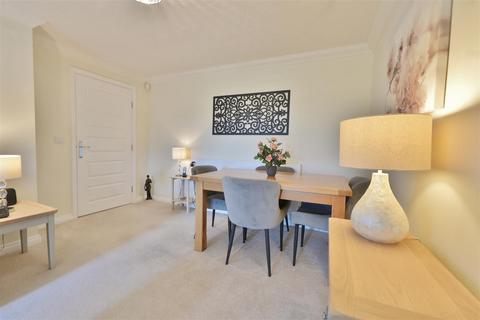 2 bedroom retirement property for sale, Reedham Road, Burnham