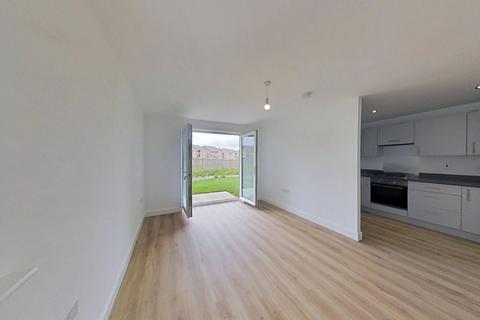 2 bedroom flat to rent, Berry Place, Edinburgh, EH12