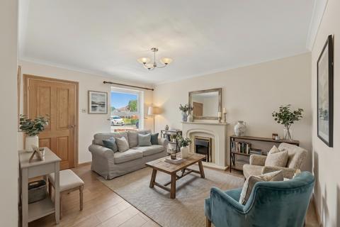 4 bedroom detached house for sale, Hastings Crescent, Old St. Mellons, Cardiff, South Glamorgan, CF3 5DF