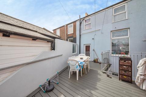 4 bedroom houseboat for sale, Crown Road, Great Yarmouth