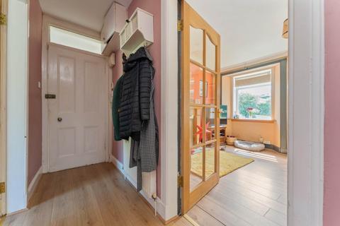 2 bedroom apartment for sale, Easwlad Bank, Kilbarchan