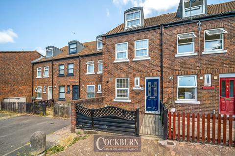 Lonsdale Close, London, SE9