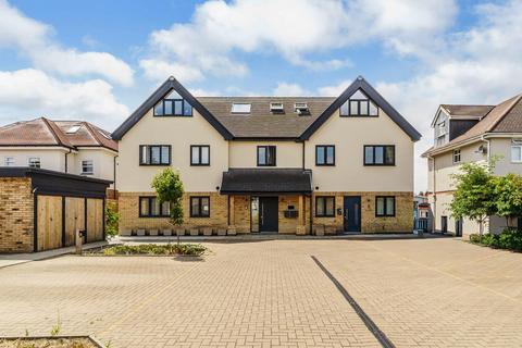 2 bedroom flat for sale, Copthorne House, Cox Lane, West Ewell