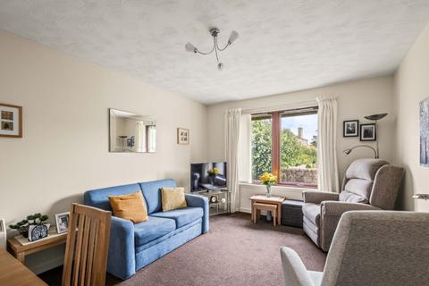 undefined, 7/4 Wardiefield, Edinburgh, EH5 1RX