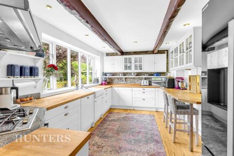 3 bedroom barn conversion for sale, Wildhouse Court, Milnrow OL16 3UU