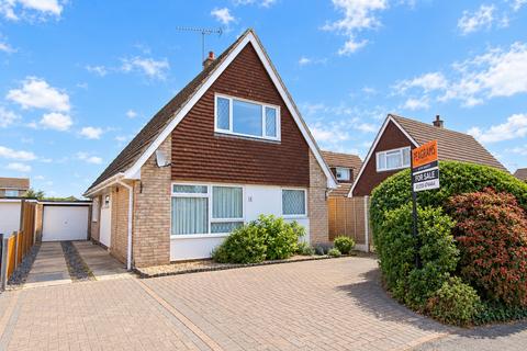 4 bedroom detached house for sale, Sheppard Close, Clacton on Sea, CO16
