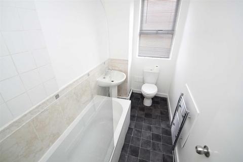 undefined, Ashfield Terrace, Leeds