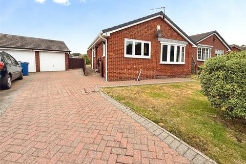 2 bedroom bungalow for sale, Langcliff Close, Mapplewell, S75