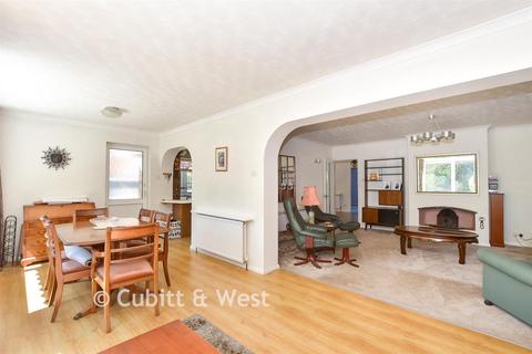 3 bedroom detached bungalow for sale, Newlands Road, Crawley, West Sussex