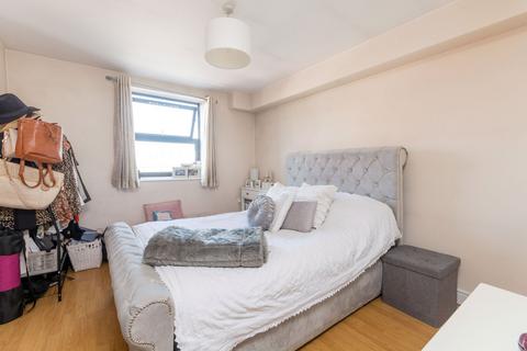 2 bedroom flat to rent, Northolt Road, South Harrow, Harrow, HA2