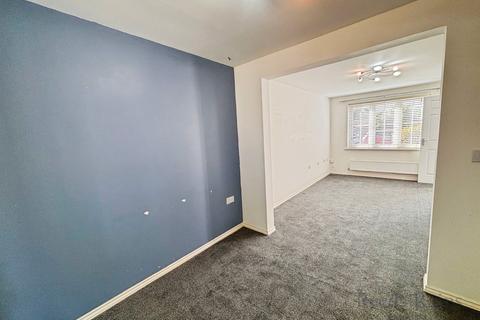 3 bedroom detached house to rent, Arkless Grove, Consett DH8