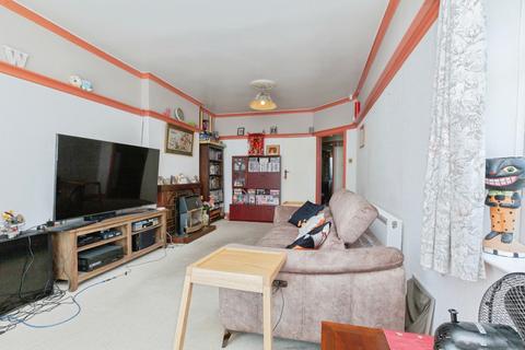 3 bedroom detached house for sale, Thurnview Road, Leicester, LE5